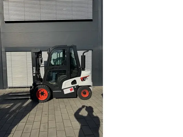 Bobcat D25NXS — Dyzeliniai šakiniai krautuvai — naujas parduodama | 123Machinery