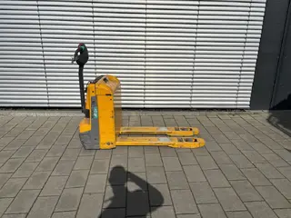 Jungheinrich EFG EJE 120 — Foto 3