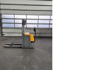 Jungheinrich EFG EJC 212 — Штабелёры — б/у купить | 123Machinery