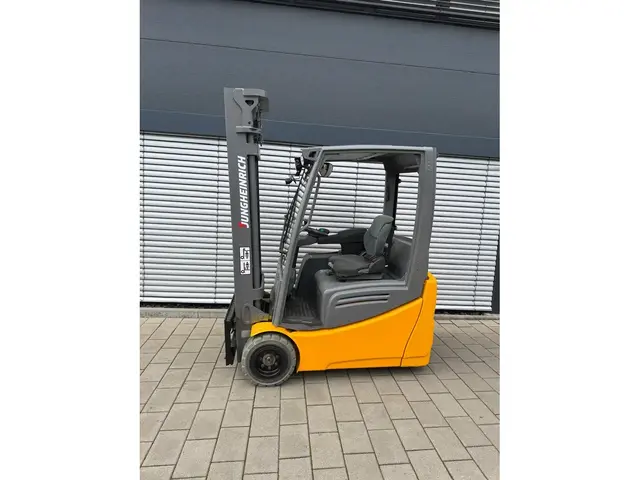 Jungheinrich EFG EFG 218K — Электрические погрузчики | 123Machinery
