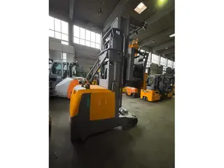 Jungheinrich EFG EKX 410 Schienengeführt mit PSA — Foto 4
