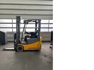 Jungheinrich EFG EFG 215 — Elektriniai šakiniai krautuvai — naudotas parduodama | 123Machinery
