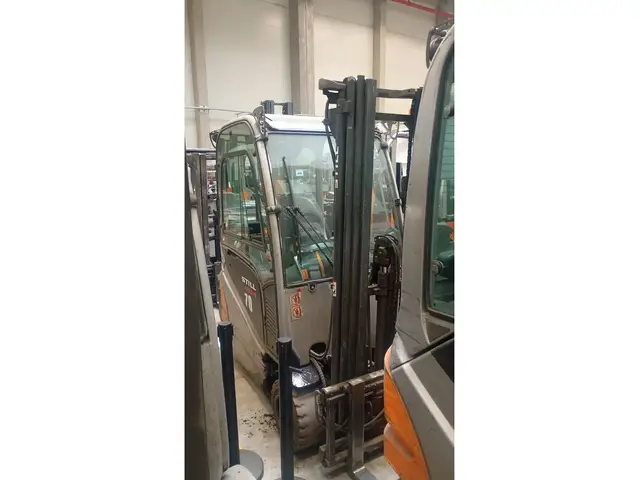 Still EFG RX 20-18 — Электрические погрузчики | 123Machinery