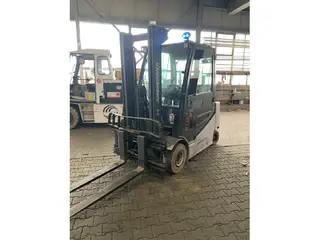Jungheinrich EFG EFG 425 — Foto 3