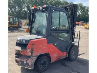Toyota EFG 02-8FDJ35 Dieselstapler — Foto 3
