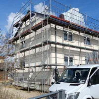 Layher Fassadengerüst – Sanierung & Malerarbeiten — Pastoliai — naudotas nuomojama | 123Machinery