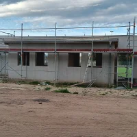 Layher Fassadengerüst für Neubau – Sport- & Vereinsbau — Foto 2