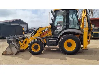JCB 3CX CLG 922E — Foto 4