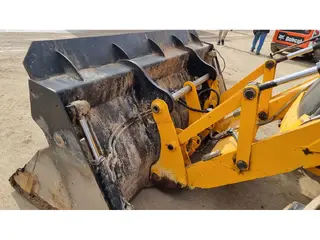 JCB 3CX CLG 922E — Foto 10