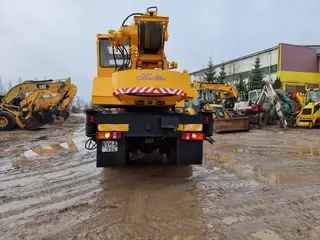 MAZ 5337 truck-mounted crane — Foto 6