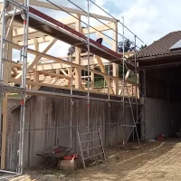 Layher Fassadengerüst für landwirtschaftliche Hallen — Foto 4