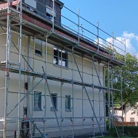 Layher Fassadengerüst für Wohn- & Mehrfamilienhäuser — Pastoliai — naudotas nuomojama | 123Machinery