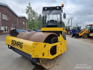 BOMAG BW 213 DH-5 CS-76 — Foto 4