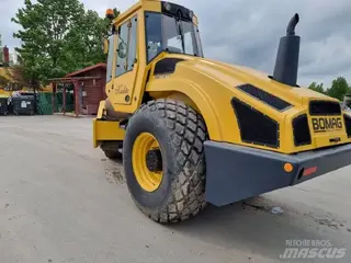 BOMAG BW 213 DH-5 CS-76 — Foto 8