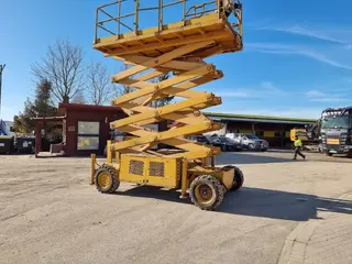 BOMAG BW 213 DH-5 BW 174 AD — Ножничные подъёмники — б/у купить | 123Machinery