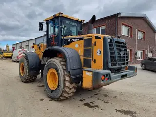 Hyundai 427 HL760-9 — Ratiniai krautuvai — naudotas parduodama | 123Machinery