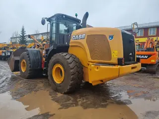 Case 1021F L2106E — Ratiniai krautuvai — naudotas parduodama | 123Machinery