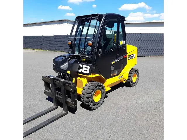 JCB TLT 35-26D 4WD — Teleskopiniai krautuvai — demonstracinis parduodama | 123Machinery