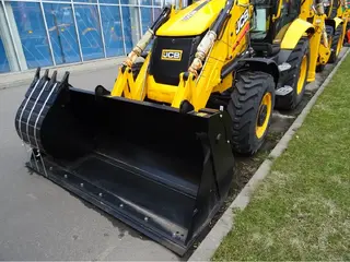 JCB 3CX Sitemaster Plus — Foto 4