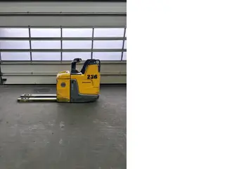 Jungheinrich ERE 225 Li-lon — Электрические тележки | 123Machinery