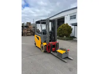 Jungheinrich EFG 425k — Foto 3
