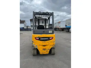 Jungheinrich EFG 425k — Foto 6