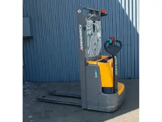 Jungheinrich EJC 110 Li-ion 2.7m/ 2019y/ 3150mh — Paletių krovikliai — naudotas nuomojama | 123Machinery