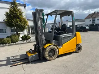 Jungheinrich EFG 535k 3.5t/ 5m/ 2424mh/ 4v — Elektriniai šakiniai krautuvai — naudotas nuomojama | 123Machinery