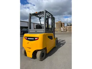 Jungheinrich EFG 535k 3.5t/ 5m/ 2424mh/ 4v — Foto 3