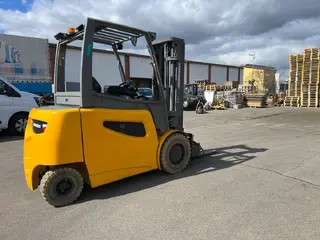 Jungheinrich EFG 535k 3.5t/ 5m/ 2424mh/ 4v — Foto 4