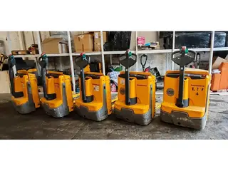 Jungheinrich EJE 116i Li-ion/ 2022y/ 1.6t/ 278kg (5pc) — Elektriniai paletių vežimėliai — naudotas nuomojama | 123Machinery