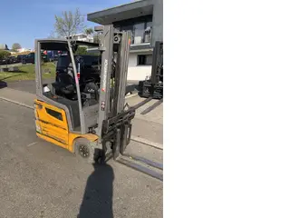 Jungheinrich EFG215 Li-ion /3.3m/ 10394h — Foto 3