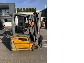 Jungheinrich EFG215 Li-ion /3.3m/ 10394h — Foto 4