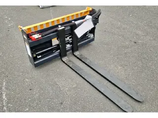 Hako B1100 — Kiti krautuvo priedai — naudotas nuomojama | 123Machinery