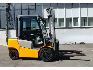 Jungheinrich DFG425 5.5m/ 610mh/ 4v — Dyzeliniai šakiniai krautuvai — naudotas parduodama | 123Machinery