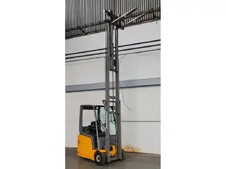 Jungheinrich EFG 215 4.8m/ 1826mh — Foto 6