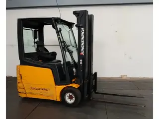 Jungheinrich EFG 218k batt 2023 — Электрические погрузчики — б/у купить | 123Machinery