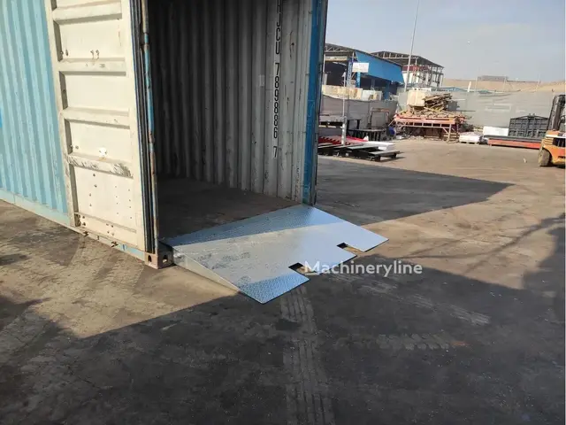Saurus CLR3 Container Loading Ramp Galvanized — Мобильные рампы | 123Machinery