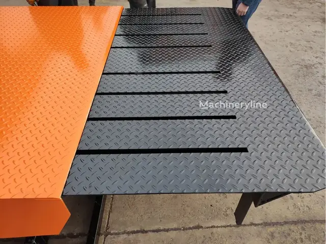 Saurus TELESCOPIC RAMP — Доклевеллеры | 123Machinery