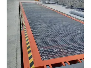 Saurus LOADED FROM AND BUILT IN FLOOR RAMP — Foto 2