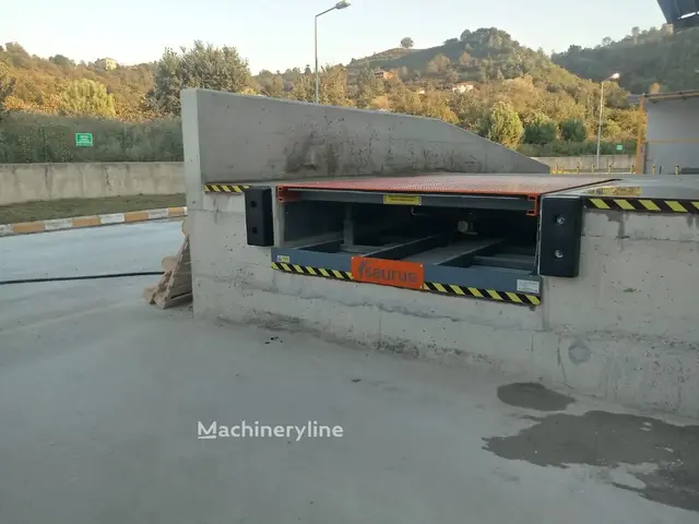Saurus TELESCOPIC RAMP — Доклевеллеры | 123Machinery