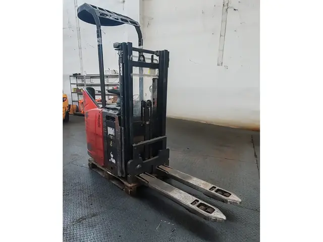 Linde L12 defect — Штабелёры | 123Machinery
