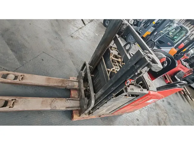 Linde L12 battery problem — Штабелёры | 123Machinery
