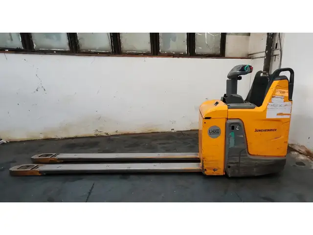 Jungheinrich ERE 225 Lion 2400mm/ 2021y — Электрические тележки | 123Machinery