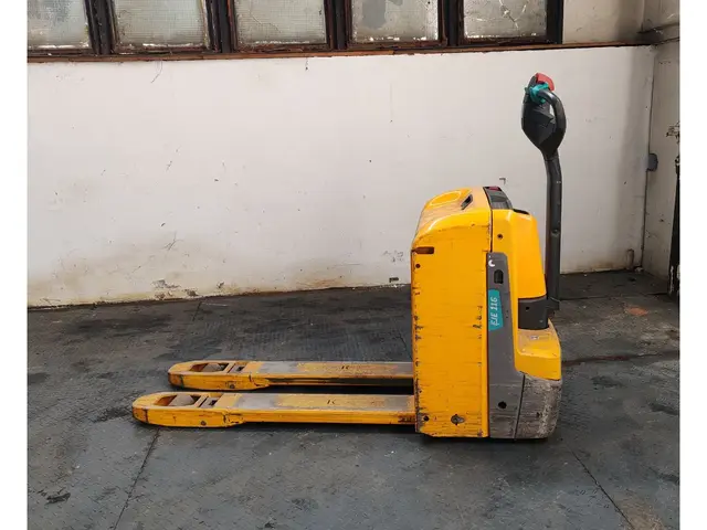 Jungheinrich EJE 116 1.6t/ 719h/ 250ah — Электрические тележки | 123Machinery