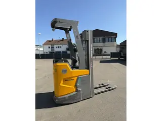 Jungheinrich ERC 214i lion 4.7m/ 2022y/ 1059h — Foto 7