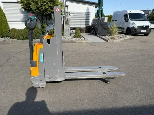 Jungheinrich EJD 118 1.6m/ 208mh/ — Штабелёры | 123Machinery