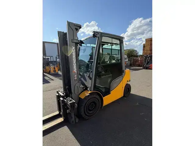 Jungheinrich TFG 425s 4v/ 2984h — Газовые погрузчики | 123Machinery
