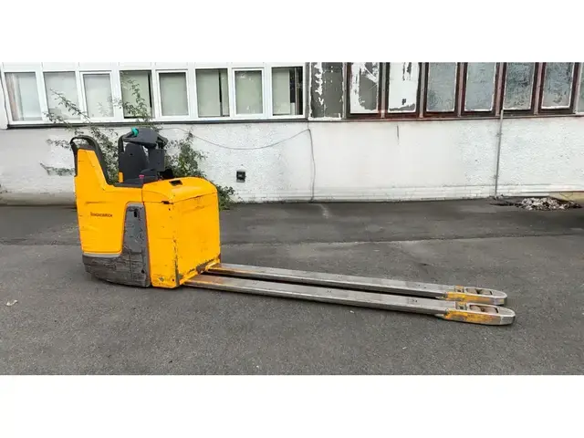 Jungheinrich ERE 225 Lion 2400mm/ 2021y res HPj — Электрические тележки | 123Machinery