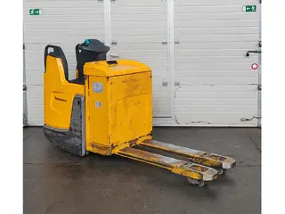 Jungheinrich ERE 225 batt2025/ 2t res HPj — Foto 1
